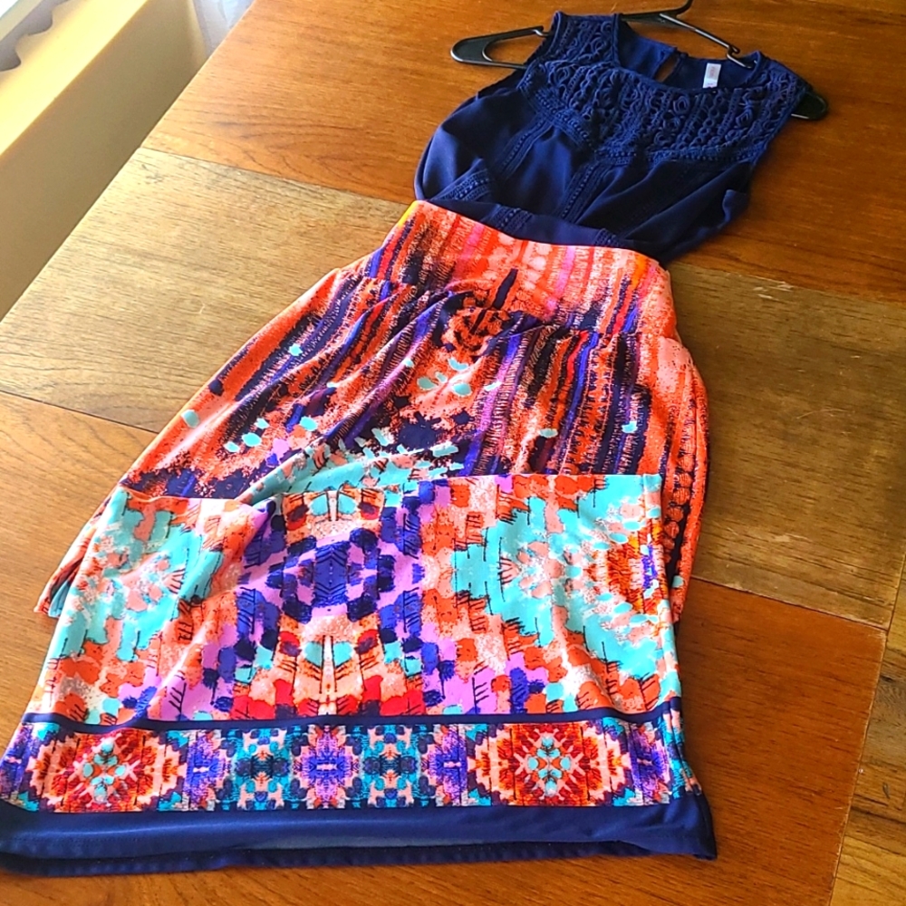 Navy Maxi Skirt and Top Sz Sm Silky  lightweight